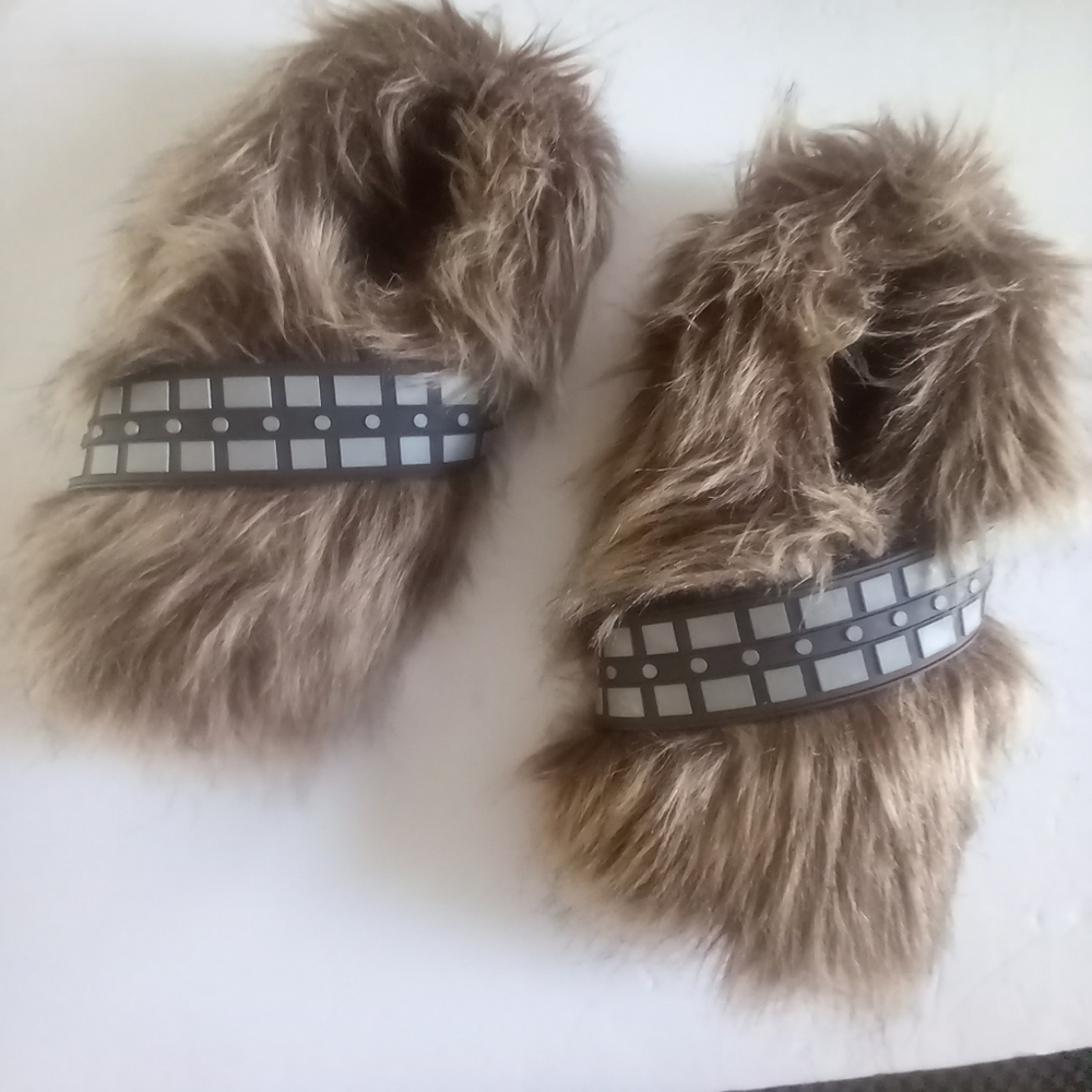 New STAR WARS Chewie Slippers